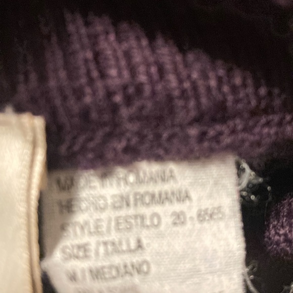 Kathi lee medium sweater gray sweater over built in top - Picture 11 of 11